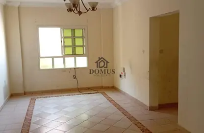 Apartment - 2 Bedrooms - 2 Bathrooms for rent in Salaja Street - Doha Al Jadeed - Doha