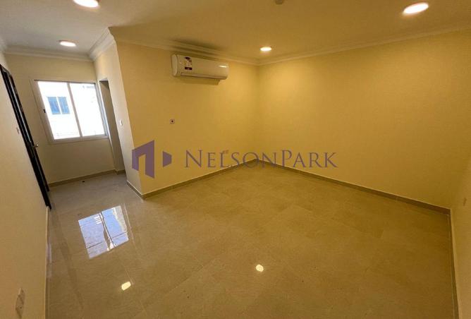 1005454 - Property Image 2