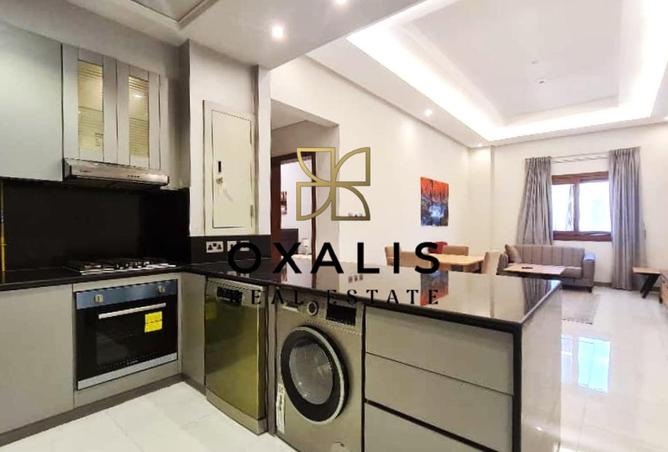 956003 - Property Image 3