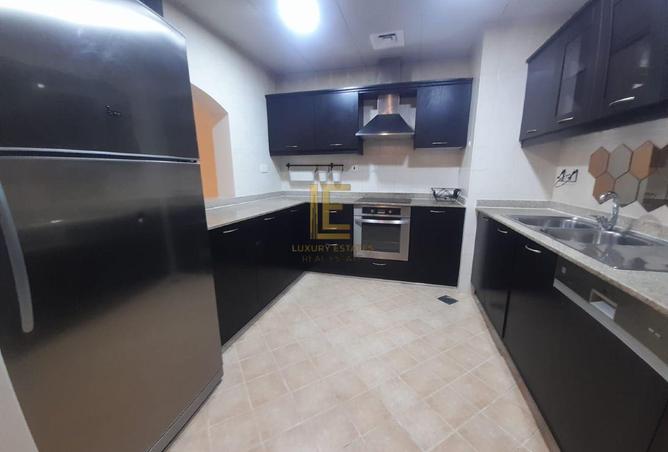 982891 - Property Image 2