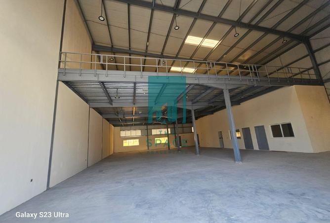 976591 - Property Image 3