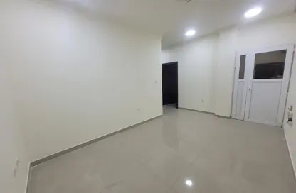 Apartment - 3 Bedrooms - 2 Bathrooms for rent in Madinat Khalifa North - Madinat Khalifa - Doha