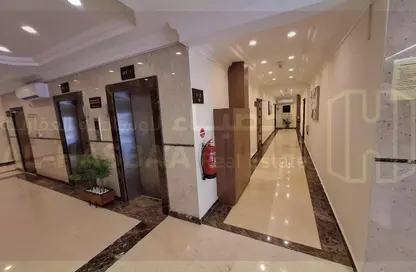 شقة - 2 غرف نوم - 2 حمامات للايجار في بناية مدينة خيلفه 58 - مدينة خليفة جنوب - مدينة خليفة - الدوحة