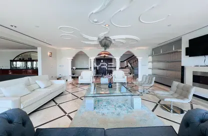 Penthouse - 7+ Bedrooms - 7+ Bathrooms for rent in Viva West - Viva Bahriyah - The Pearl Island - Doha