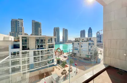Apartment - 2 Bedrooms - 3 Bathrooms for rent in Gewan Island - The Pearl Island - Doha