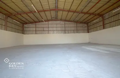 Warehouse - Studio - 7+ Bathrooms for rent in Industrial Area - Industrial Area - Doha