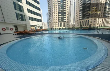 Apartment - 3 Bedrooms - 4 Bathrooms for rent in Al Shatt Street - West Bay - Doha