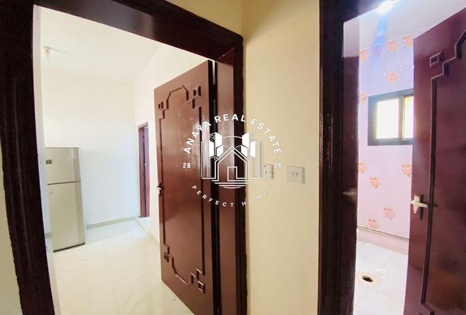 975567 - Property Image 2