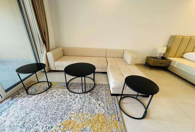 983454 - Property Image 3