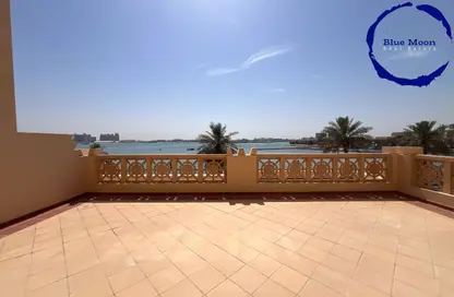 تاون هاوس - 4 غرف نوم - 6 حمامات للايجار في طريق بورتو الغربي - بورتو أرابيا - جزيرة اللؤلؤة - الدوحة