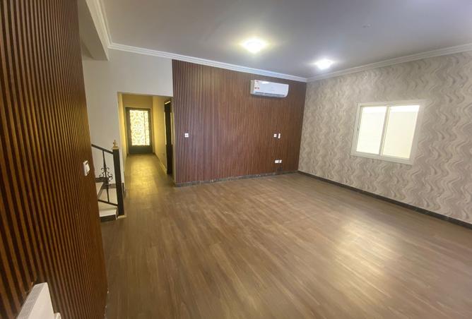 994218 - Property Image 2