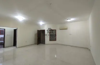 Apartment - 2 Bedrooms - 2 Bathrooms for rent in Anas Street - Fereej Bin Mahmoud North - Fereej Bin Mahmoud - Doha