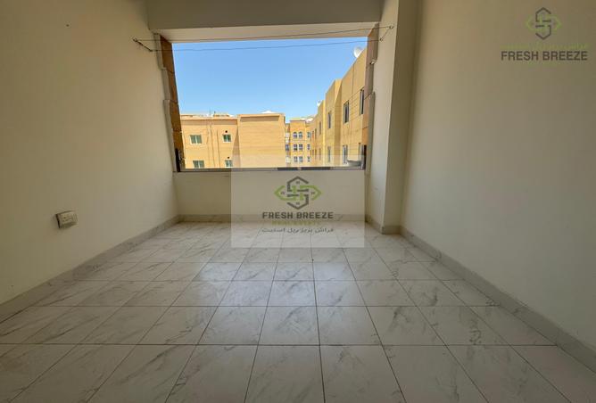 895707 - Property Main Image