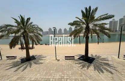 تاون هاوس - غرفة نوم - 2 حمامات للايجار في فيفا غرب - فيفا بحرية - جزيرة اللؤلؤة - الدوحة