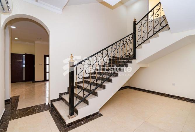 962333 - Property Image 2