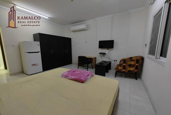 953895 - Property Image 2