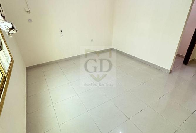 969243 - Property Image 2