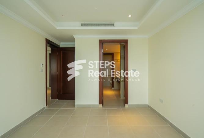 962356 - Property Image 2