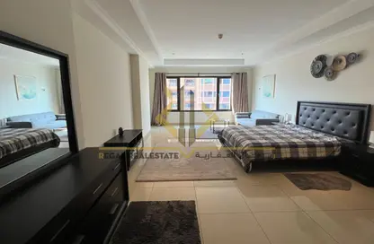 Apartment - 1 Bedroom - 2 Bathrooms for rent in West Porto Drive - Porto Arabia - The Pearl Island - Doha Apartment - 1 Bedroom - 2 Bathrooms for rent in West Porto Drive - Porto Arabia - The Pearl Island - Doha