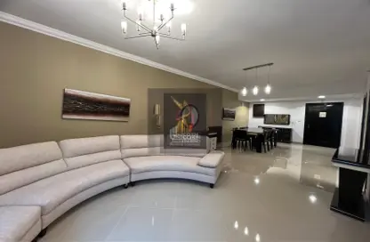 Apartment - 2 Bedrooms - 3 Bathrooms for rent in West Bay - West Bay - Doha