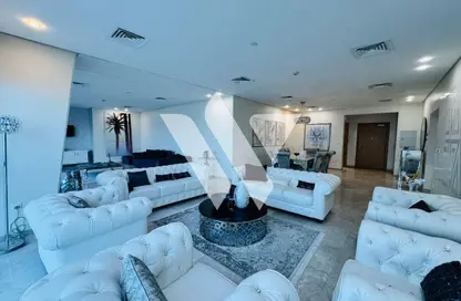 Apartment - 3 Bedrooms - 4 Bathrooms for rent in Zig Zag Tower B - Zig Zag Towers - West Bay - Doha