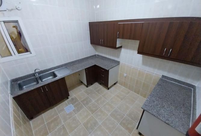 970321 - Property Image 3