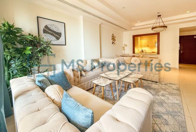 944709 - Property Image 2