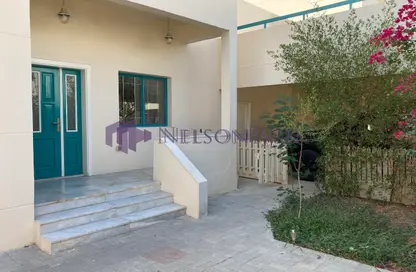 مجمع سكني - 4 غرف نوم - 4 حمامات للايجار في شارع عمار بن ياسر - العزيزية - الدوحة