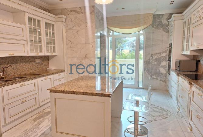 976630 - Property Image 2