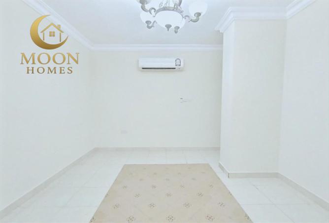 978308 - Property Image 2