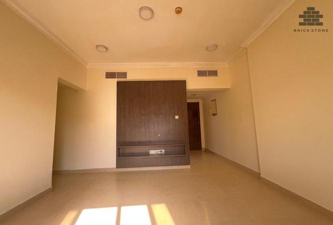 942908 - Property Main Image