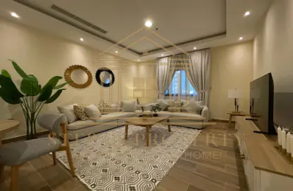 Apartment - 1 Bedroom - 2 Bathrooms for rent in Ramada Commercial Building - Al Rawabi Street - Al Muntazah - Doha
