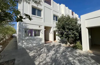مجمع سكني - 5 غرف نوم - 6 حمامات للايجار في فلل واست باي لاغون - وست باي لاجون - بحيرة وست لاجون - الدوحة