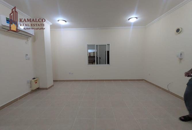 932193 - Property Main Image
