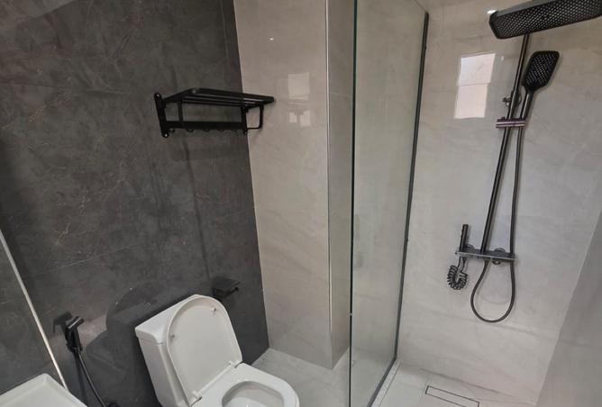 962296 - Property Image 2