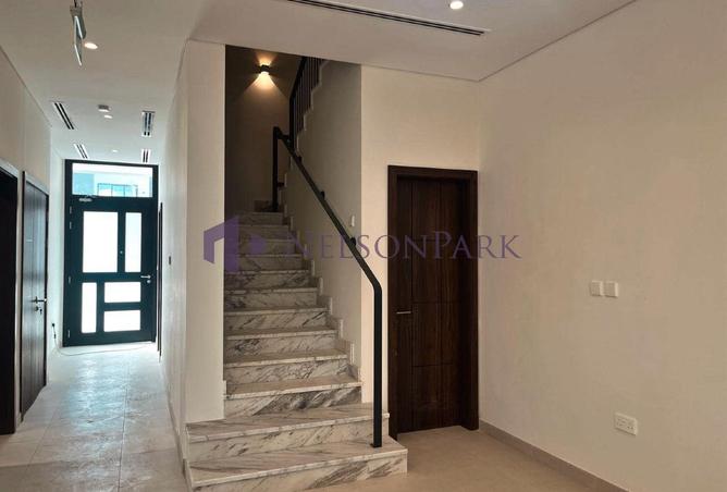 990234 - Property Image 3