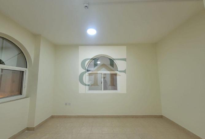 934196 - Property Image 3