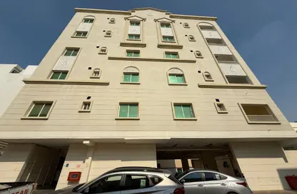Apartment - 3 Bedrooms - 2 Bathrooms for rent in Al Najada - Doha