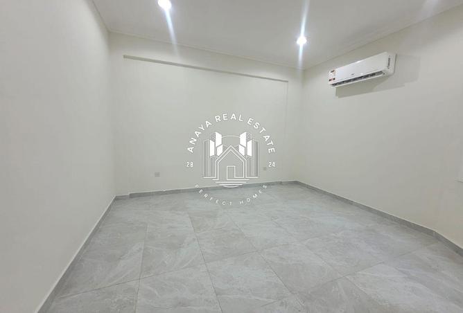 978160 - Property Image 3