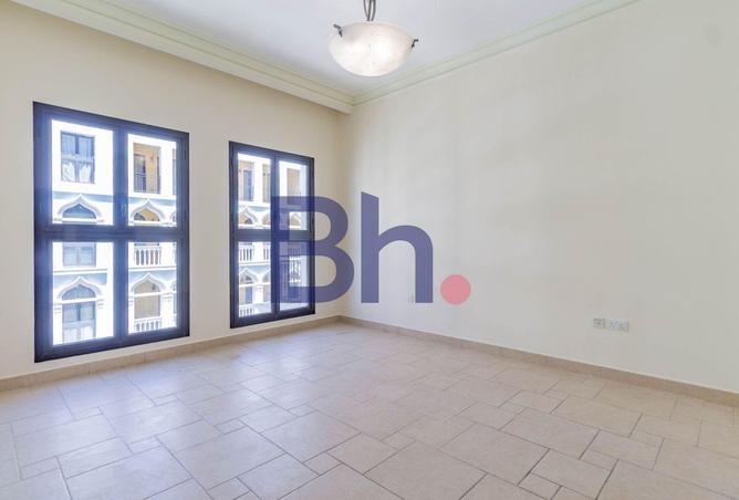 974756 - Property Image 2