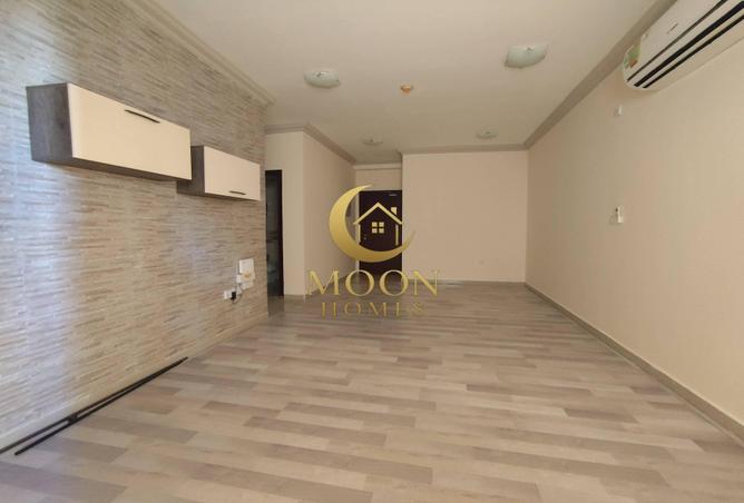 939977 - Property Image 2