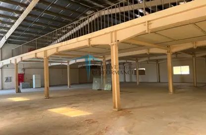 Warehouse - Studio for rent in Industrial Area 3 - Industrial Area - Industrial Area - Doha