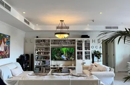 Apartment - 2 Bedrooms - 3 Bathrooms for sale in East Porto Drive - Porto Arabia - The Pearl Island - Doha