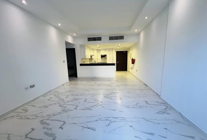 933315 - Property Image 3