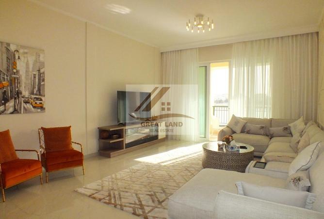 950457 - Property Image 3