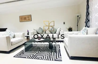 Apartment - 2 Bedrooms - 3 Bathrooms for rent in West Porto Drive - Porto Arabia - The Pearl Island - Doha