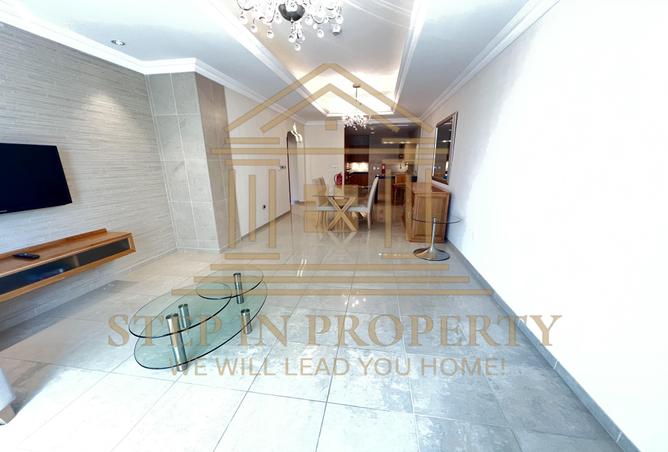 944242 - Property Image 2