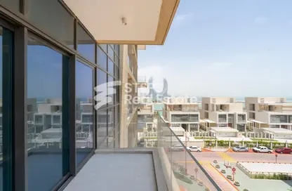 Apartment - 2 Bedrooms - 3 Bathrooms for rent in Crystal Residence - The Pearl Island - Doha