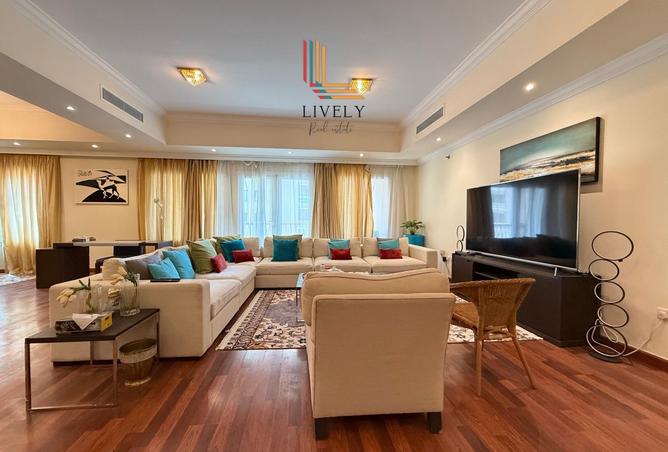 985950 - Property Image 2