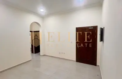 Apartment - 3 Bedrooms - 3 Bathrooms for rent in AL Maha Residential Complex - New Al Hitmi - Fereej Bin Omran - Doha